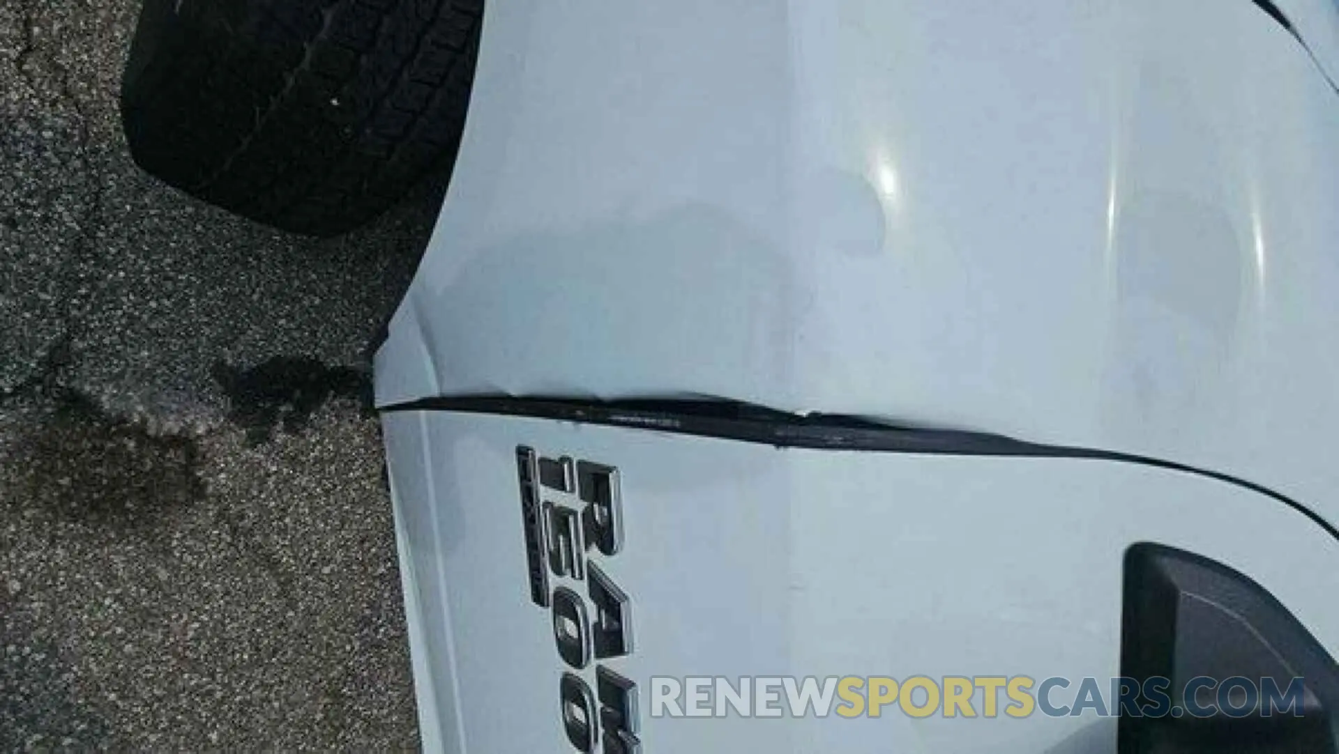 17 Photograph of a damaged car 3C6JR6DG9PG541100 RAM 1500 CLASSIC 2023