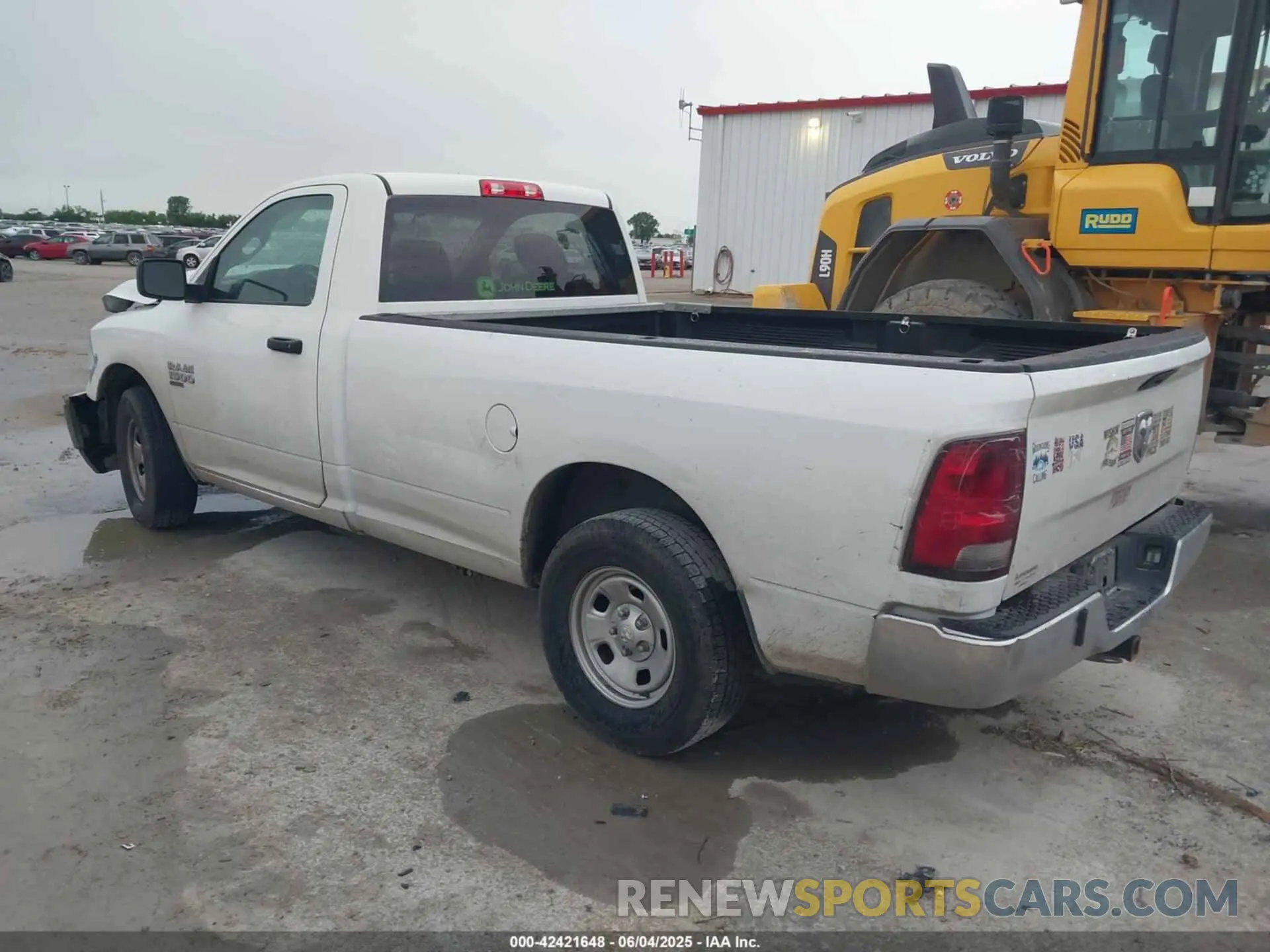 3 Photograph of a damaged car 3C6JR6DG9PG630066 RAM 1500 CLASSIC 2023