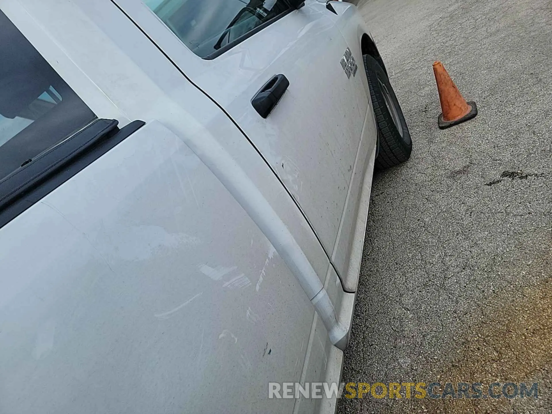 15 Photograph of a damaged car 3C6JR6DGXPG540988 RAM 1500 CLASSIC 2023