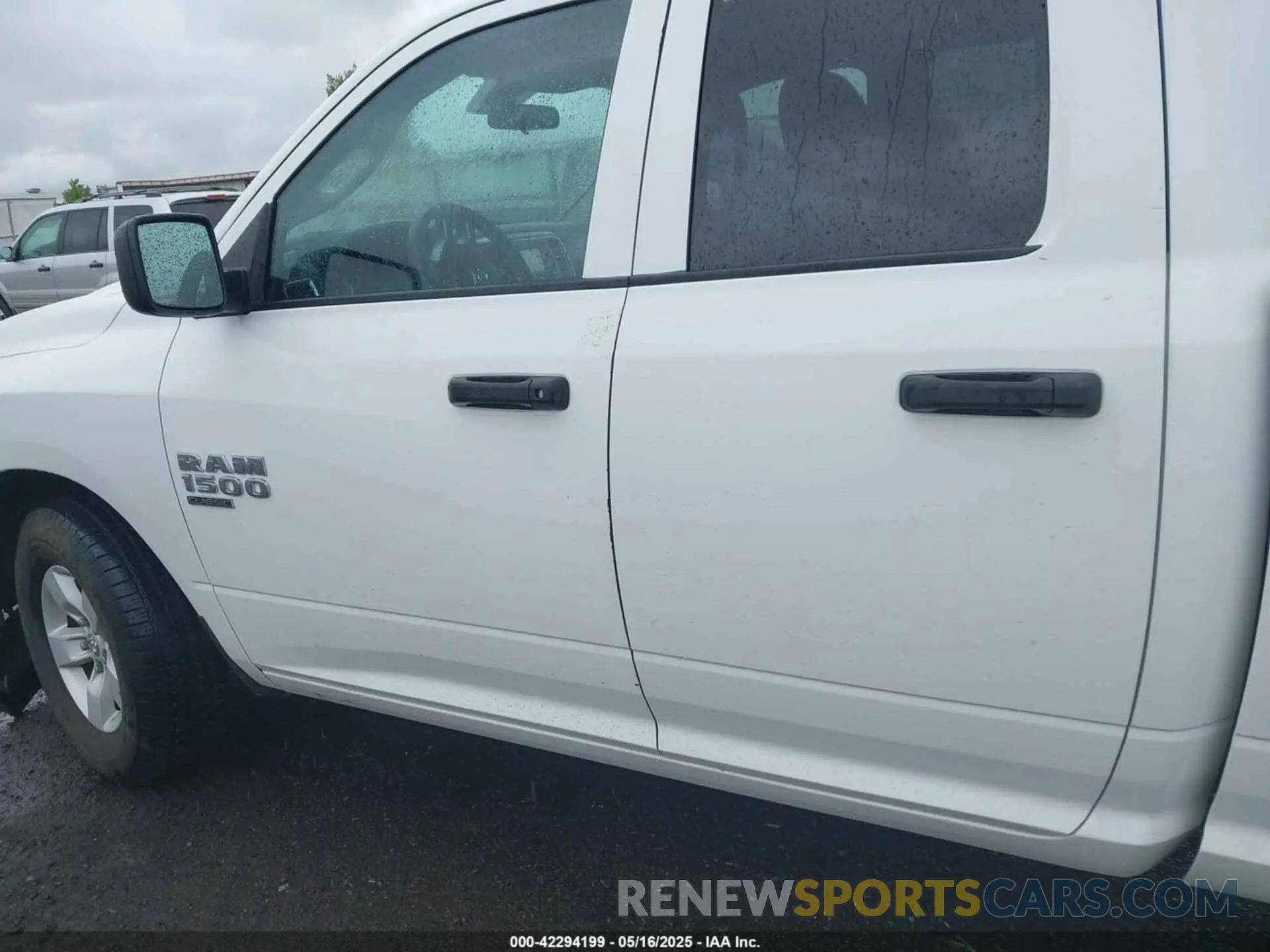 15 Photograph of a damaged car 1C6RR6GG2RS128803 RAM 1500 CLASSIC 2024