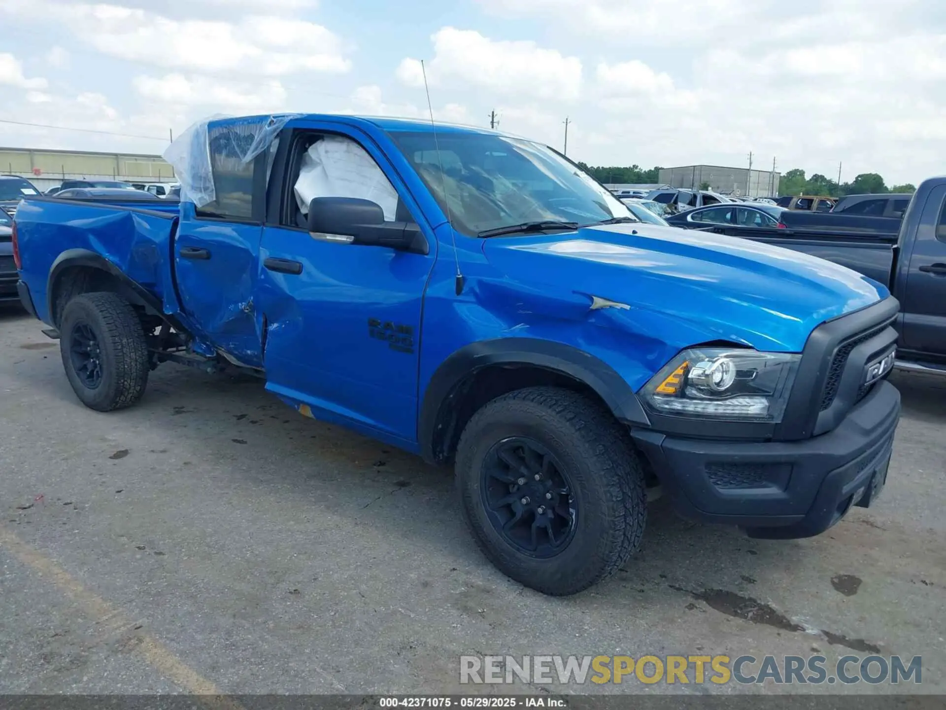 1 Photograph of a damaged car 1C6RR6GG9RS128958 RAM 1500 CLASSIC 2024