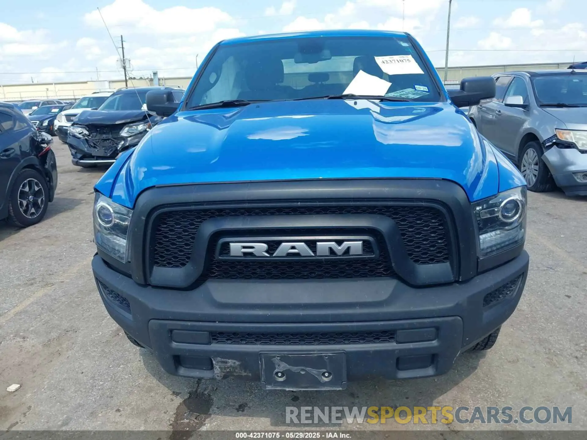 12 Photograph of a damaged car 1C6RR6GG9RS128958 RAM 1500 CLASSIC 2024