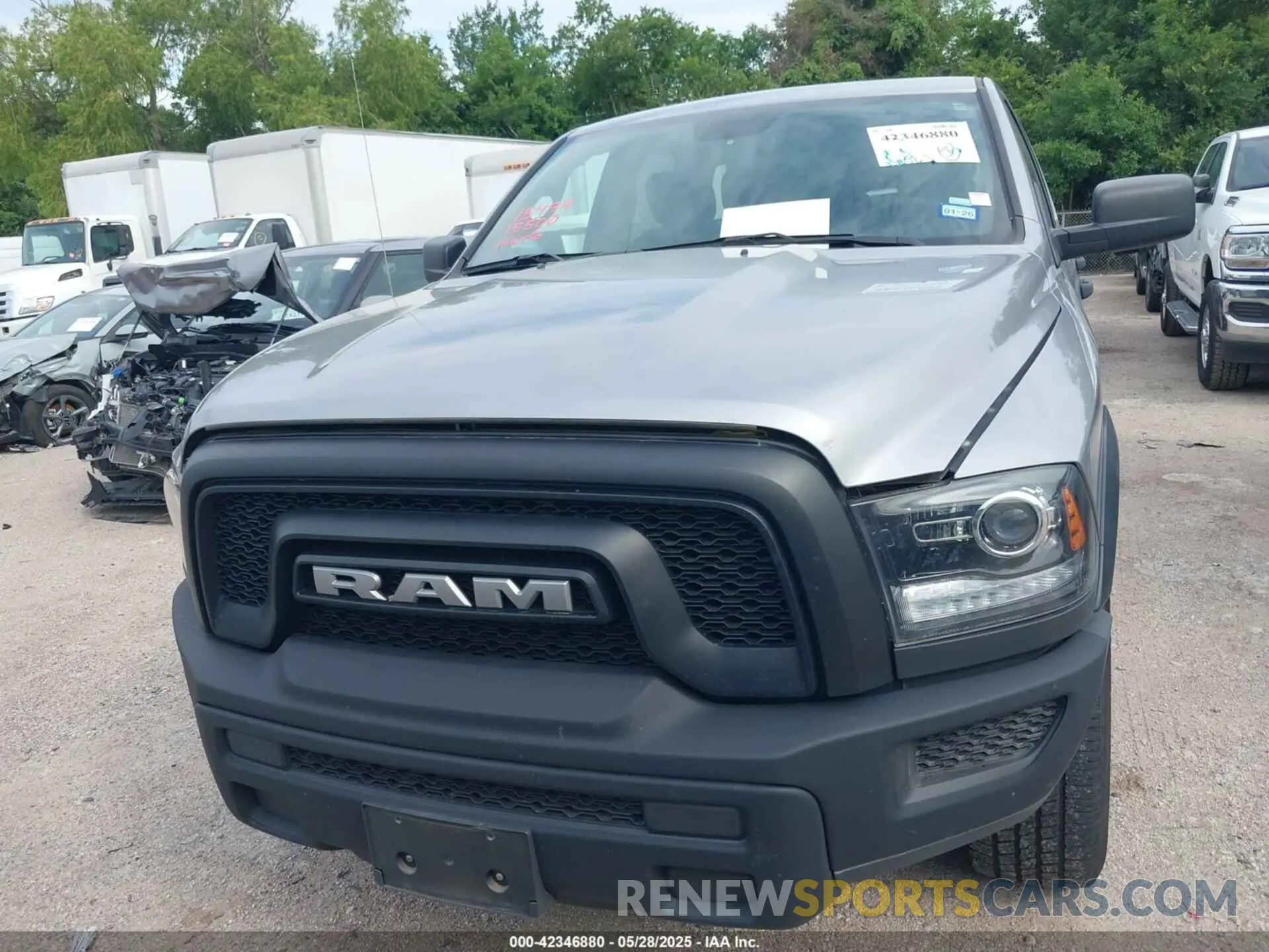 12 Photograph of a damaged car 1C6RR6LG0RS128031 RAM 1500 CLASSIC 2024
