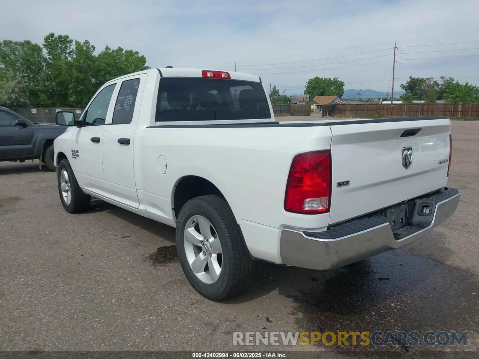 3 Photograph of a damaged car 1C6RR7GG0RS148988 RAM 1500 CLASSIC 2024