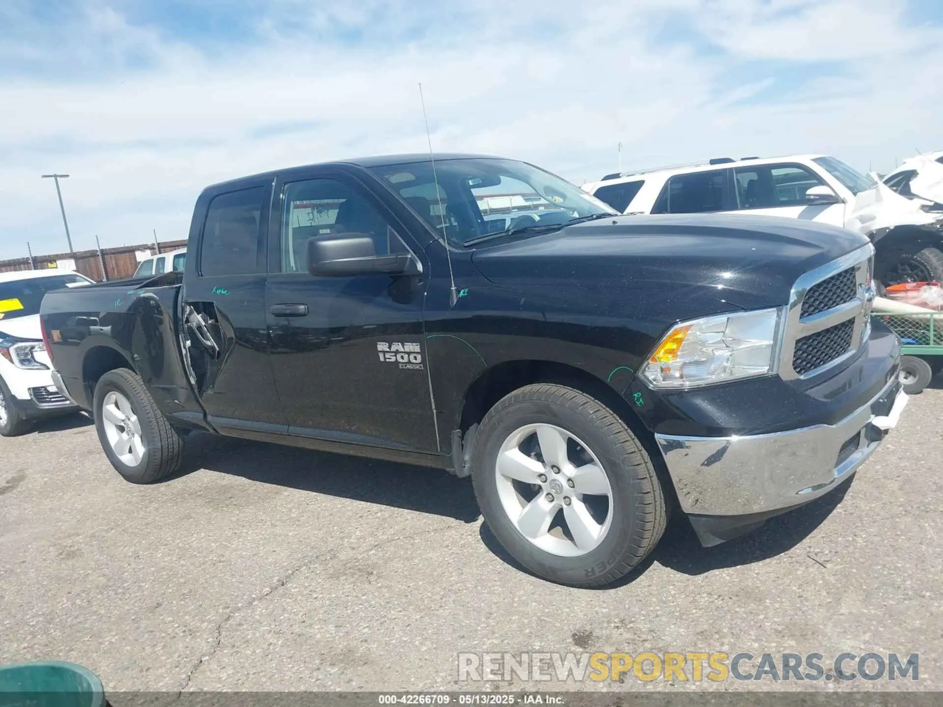13 Photograph of a damaged car 1C6RR7GG4RS157712 RAM 1500 CLASSIC 2024