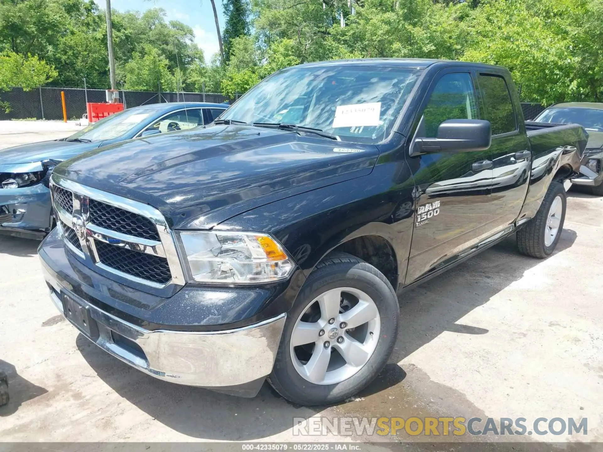 2 Photograph of a damaged car 1C6RR7GG8RS157776 RAM 1500 CLASSIC 2024