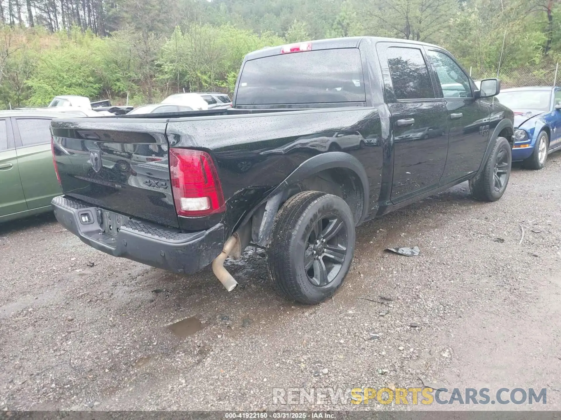 4 Photograph of a damaged car 1C6RR7LG0RS129797 RAM 1500 CLASSIC 2024