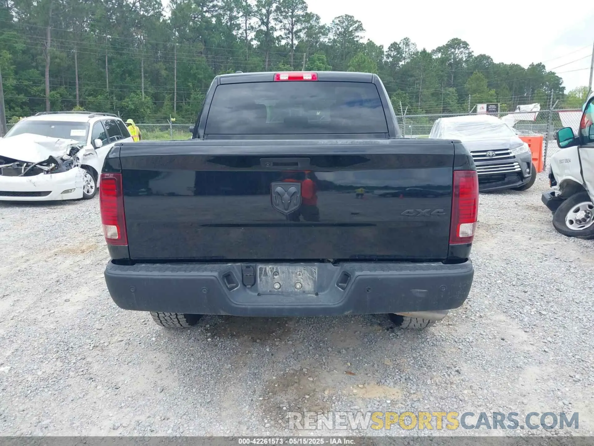 16 Photograph of a damaged car 1C6RR7LG4RS147851 RAM 1500 CLASSIC 2024