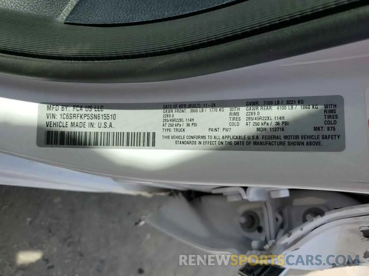 14 Photograph of a damaged car 1C6SRFKP5SN615510 RAM 1500 TUNGS 2025
