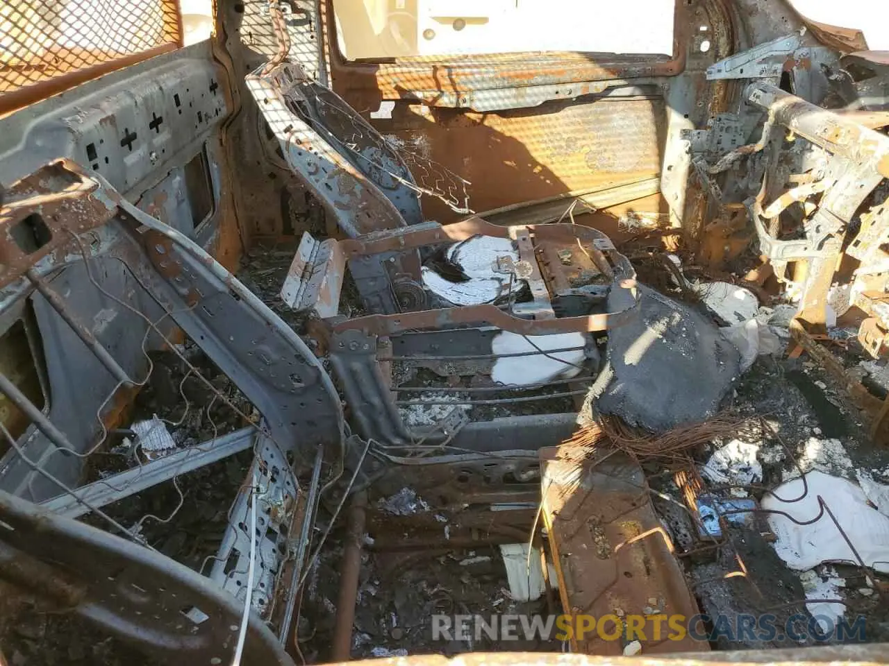 10 Photograph of a damaged car 3C6MR4AJXKG610581 RAM 2500 2019