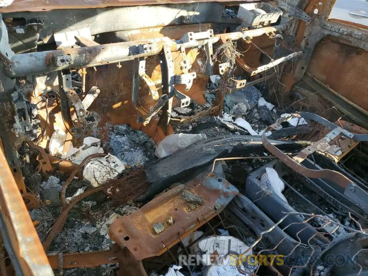 8 Photograph of a damaged car 3C6MR4AJXKG610581 RAM 2500 2019