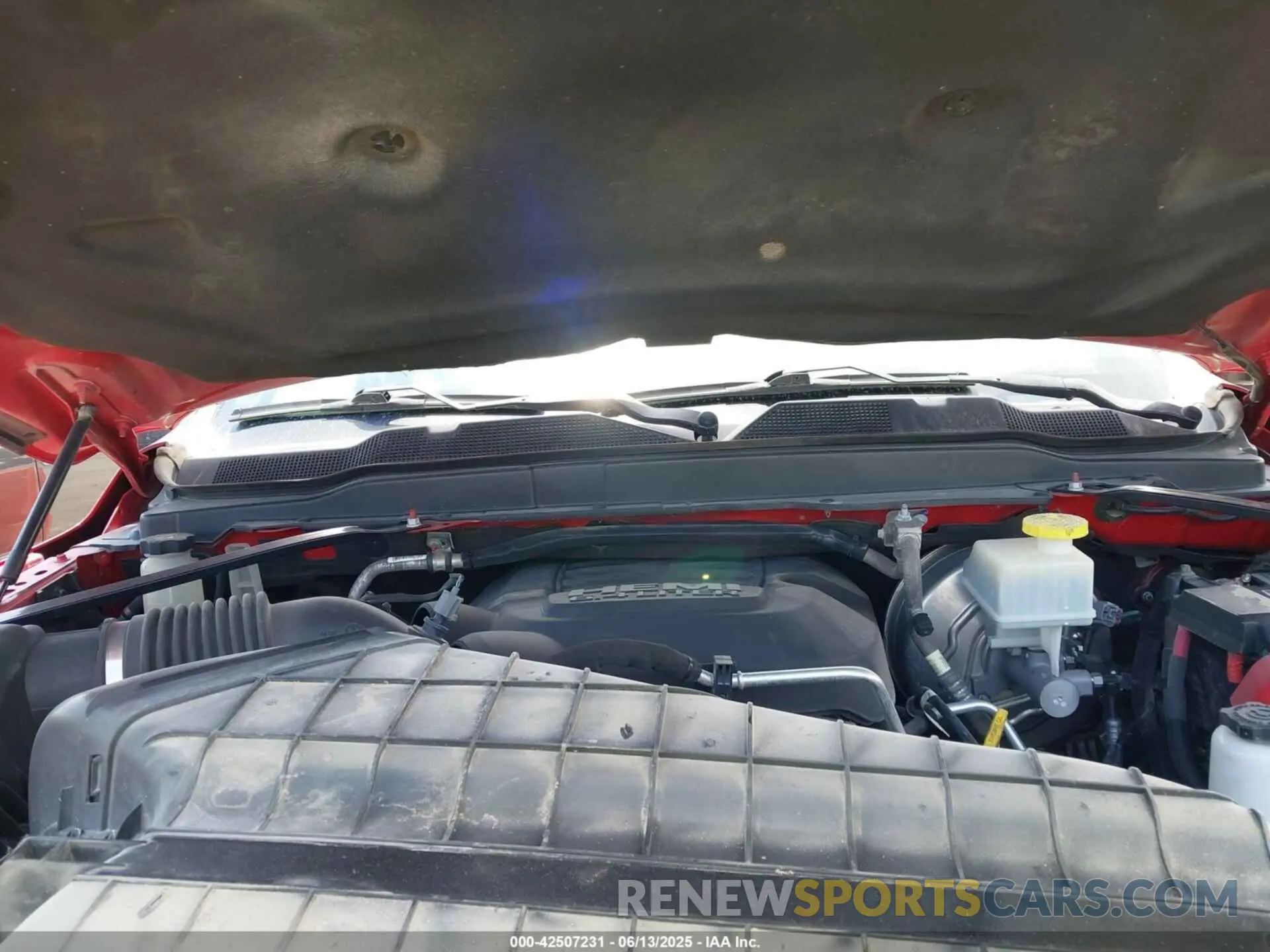 10 Photograph of a damaged car 3C6TR5EJ3KG611258 RAM 2500 2019