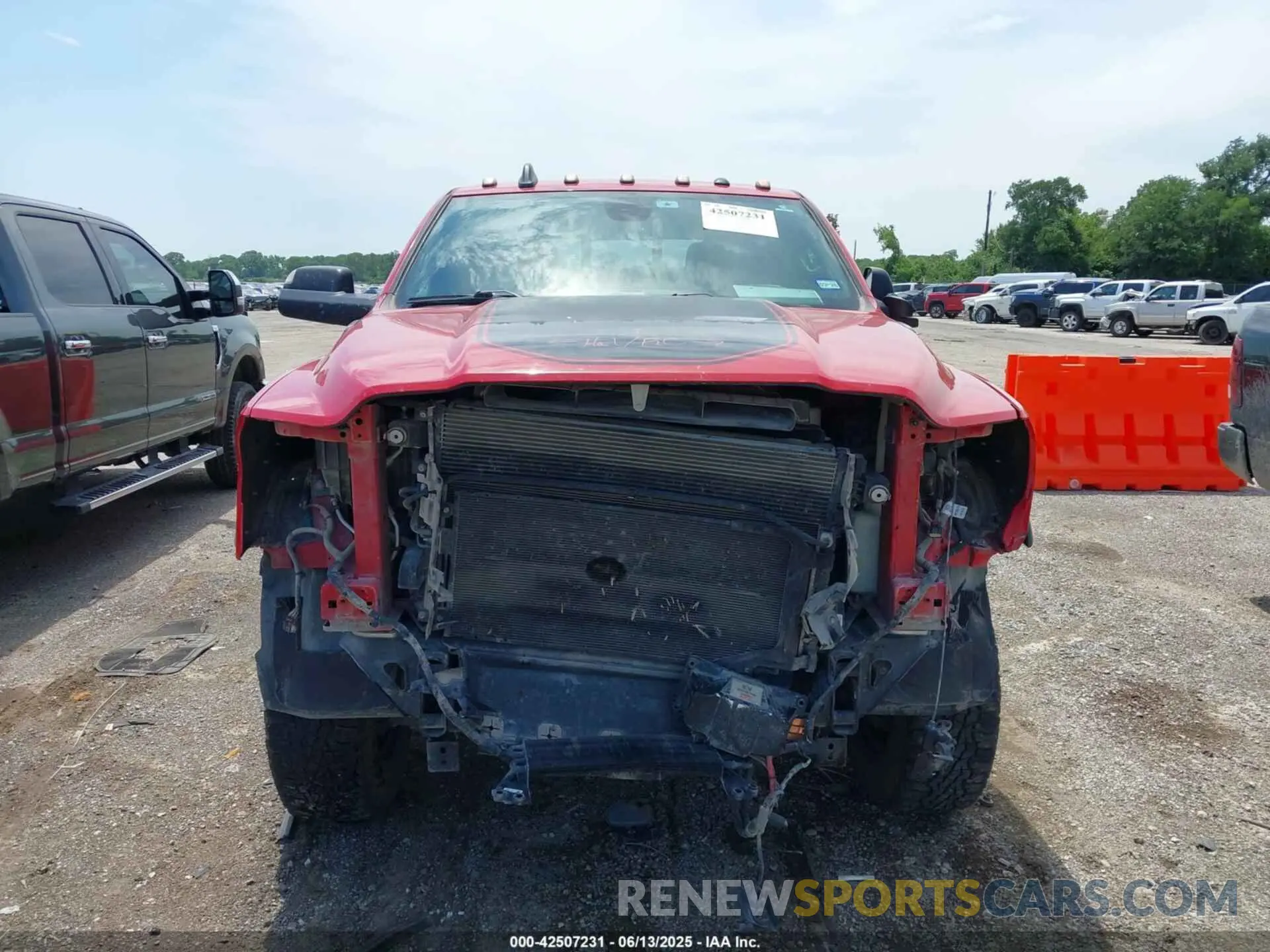 12 Photograph of a damaged car 3C6TR5EJ3KG611258 RAM 2500 2019
