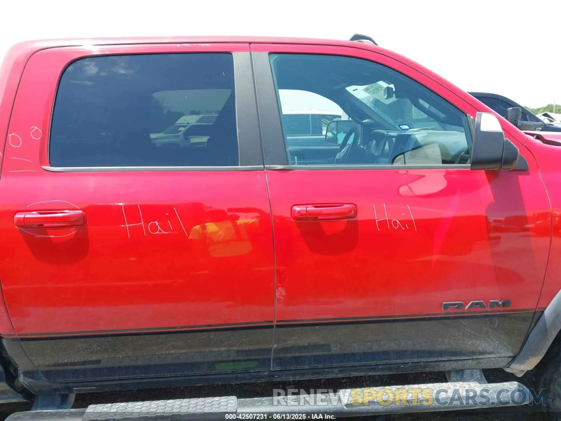 13 Photograph of a damaged car 3C6TR5EJ3KG611258 RAM 2500 2019