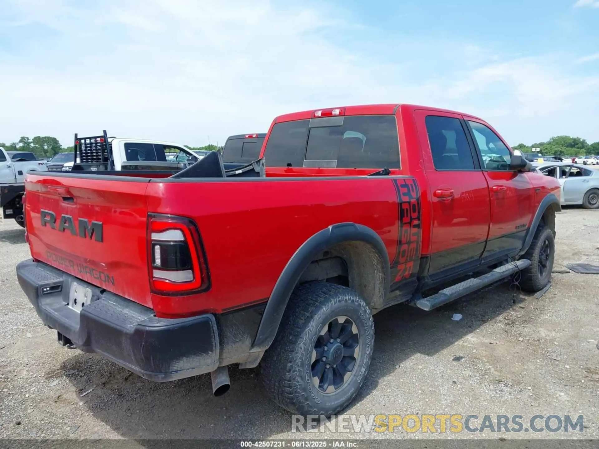4 Photograph of a damaged car 3C6TR5EJ3KG611258 RAM 2500 2019