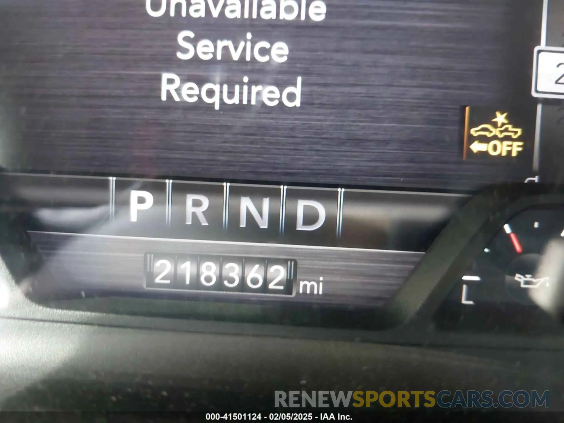 15 Photograph of a damaged car 3C6UR4HJ3KG712732 RAM 2500 2019