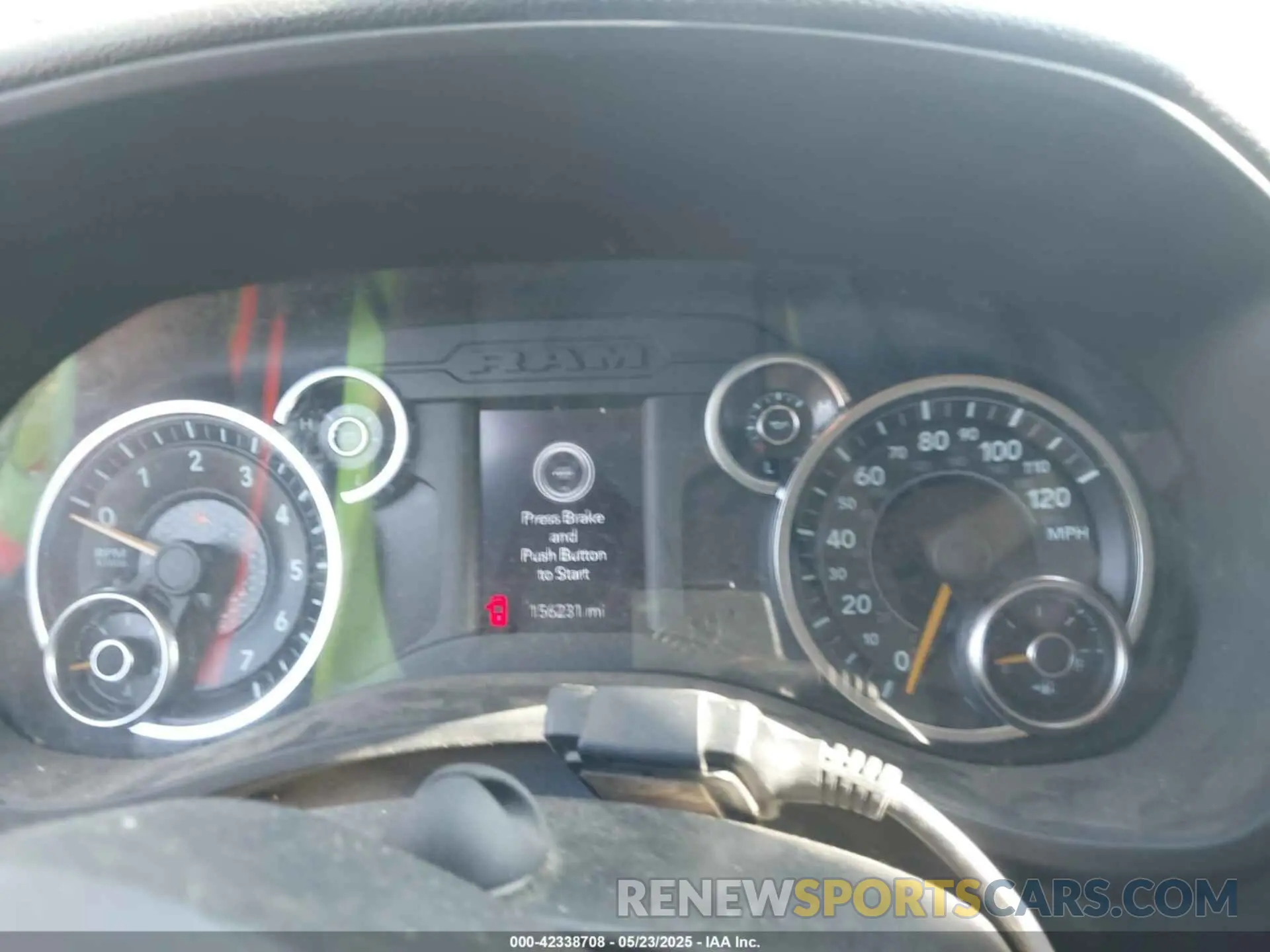 7 Photograph of a damaged car 3C6UR4HJ5KG548111 RAM 2500 2019