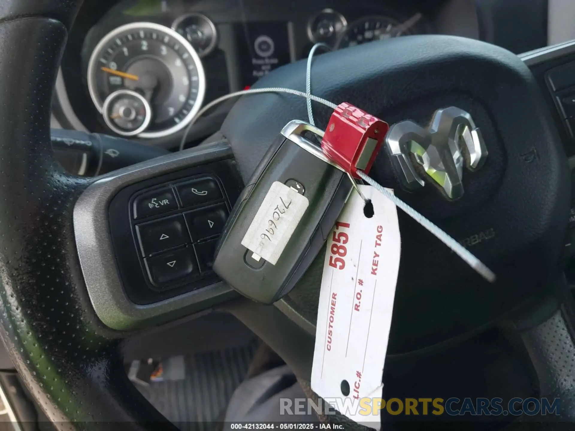 11 Photograph of a damaged car 3C6UR4HJXKG720696 RAM 2500 2019