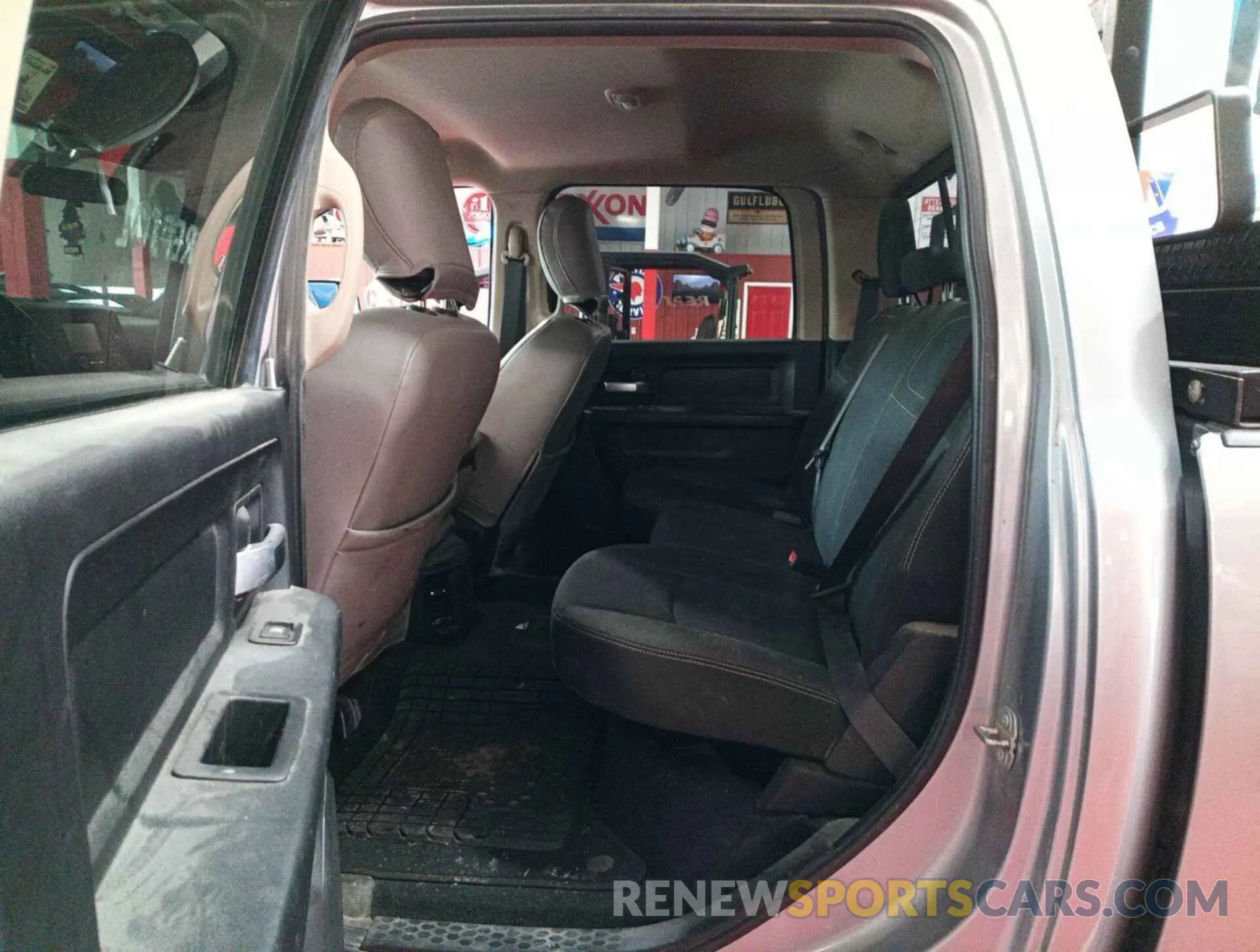 16 Photograph of a damaged car 3C6UR5CJ2KG596954 RAM 2500 2019