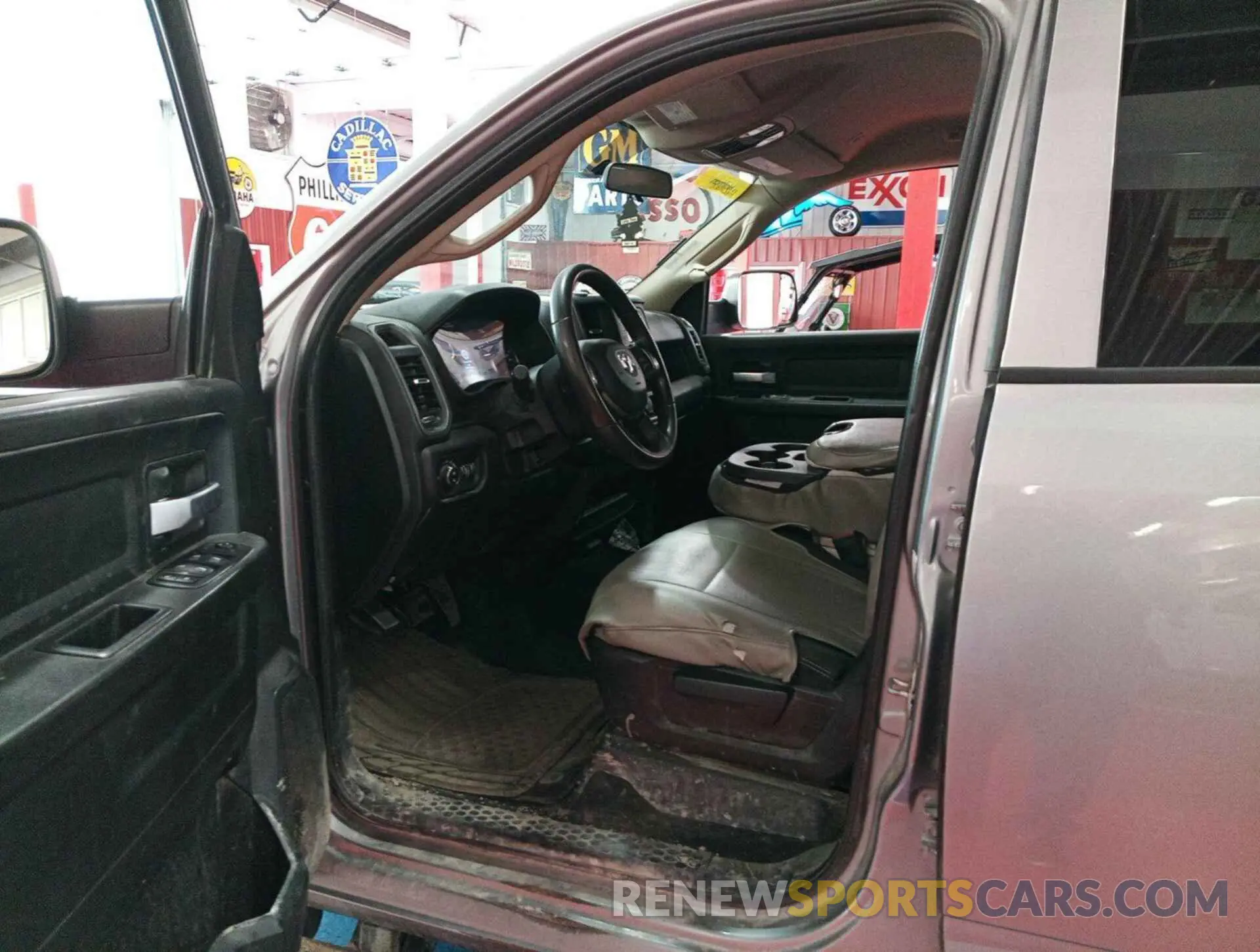 2 Photograph of a damaged car 3C6UR5CJ2KG596954 RAM 2500 2019