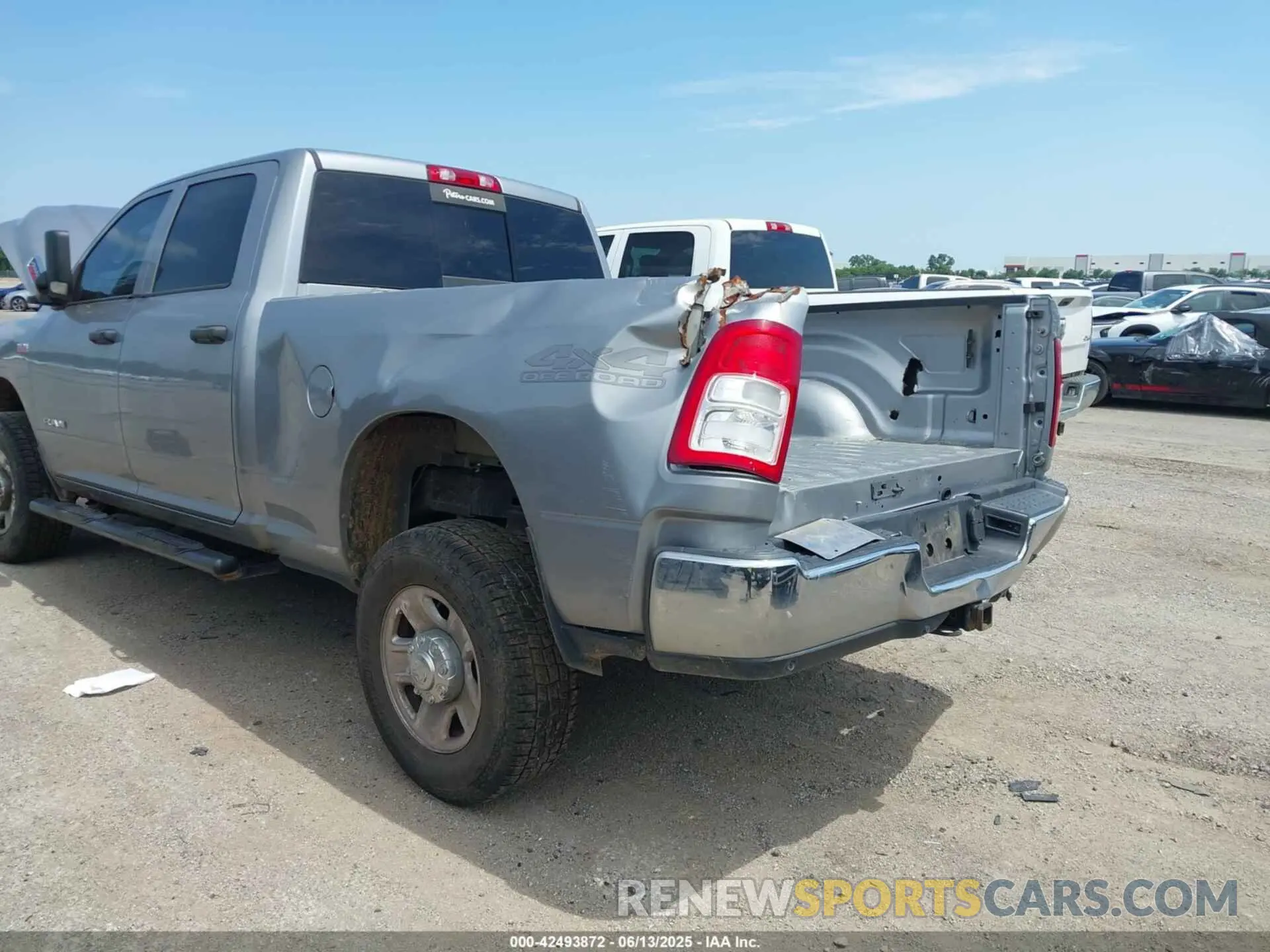 6 Photograph of a damaged car 3C6UR5CJ9KG634776 RAM 2500 2019
