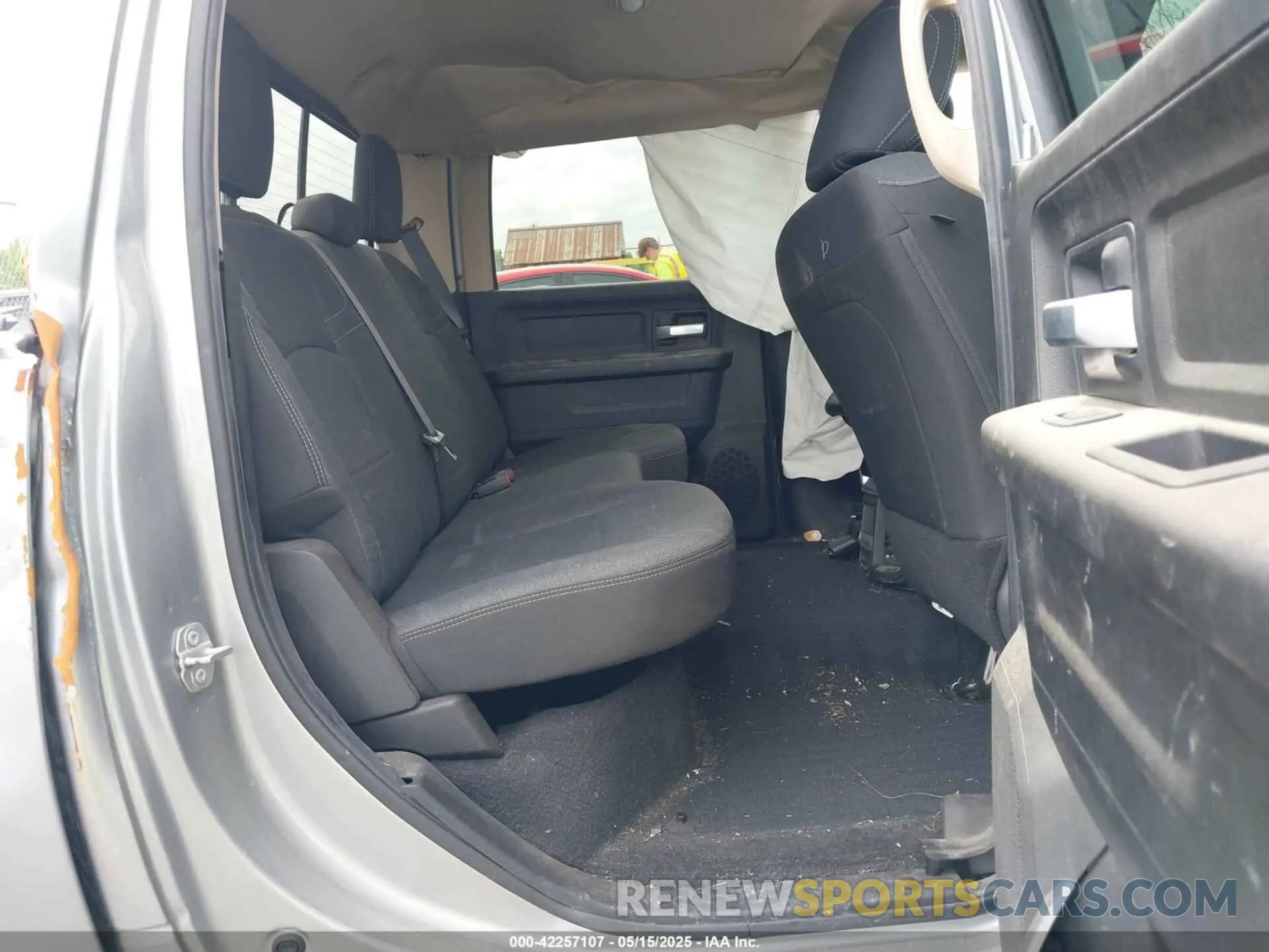 8 Photograph of a damaged car 3C6UR5CL3KG554486 RAM 2500 2019