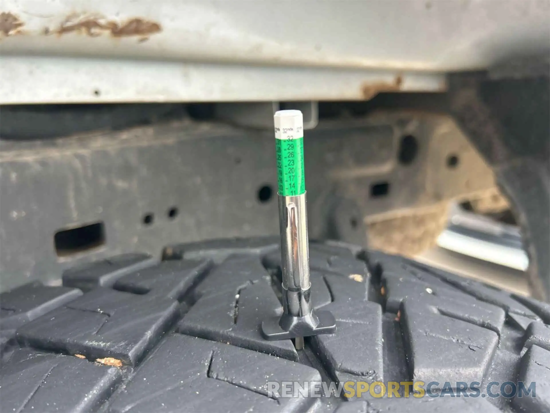 9 Photograph of a damaged car 3C6UR5CL4KG598108 RAM 2500 2019