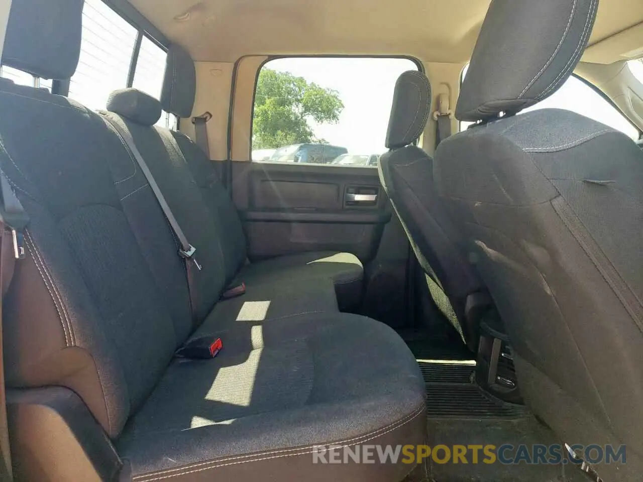 10 Photograph of a damaged car 3C6UR5CL4KG619510 RAM 2500 2019
