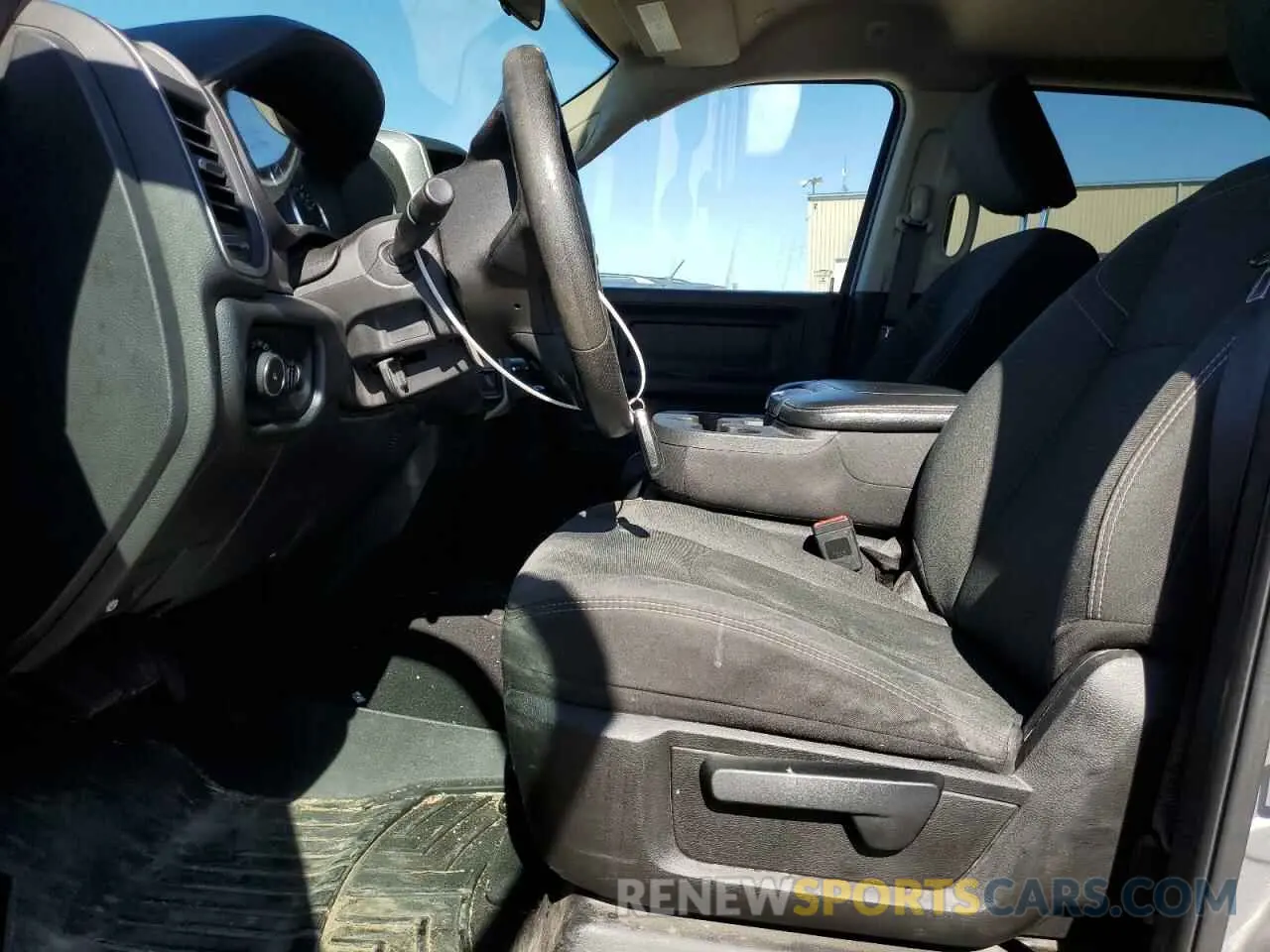 7 Photograph of a damaged car 3C6UR5CL5KG705523 RAM 2500 2019