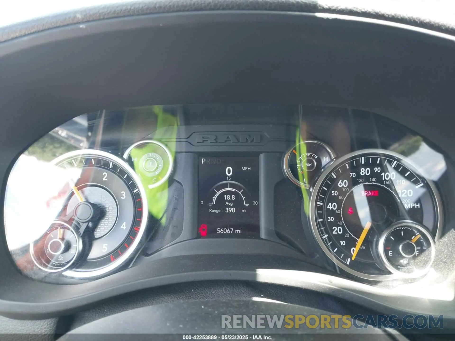 7 Photograph of a damaged car 3C6UR5CL7KG552062 RAM 2500 2019