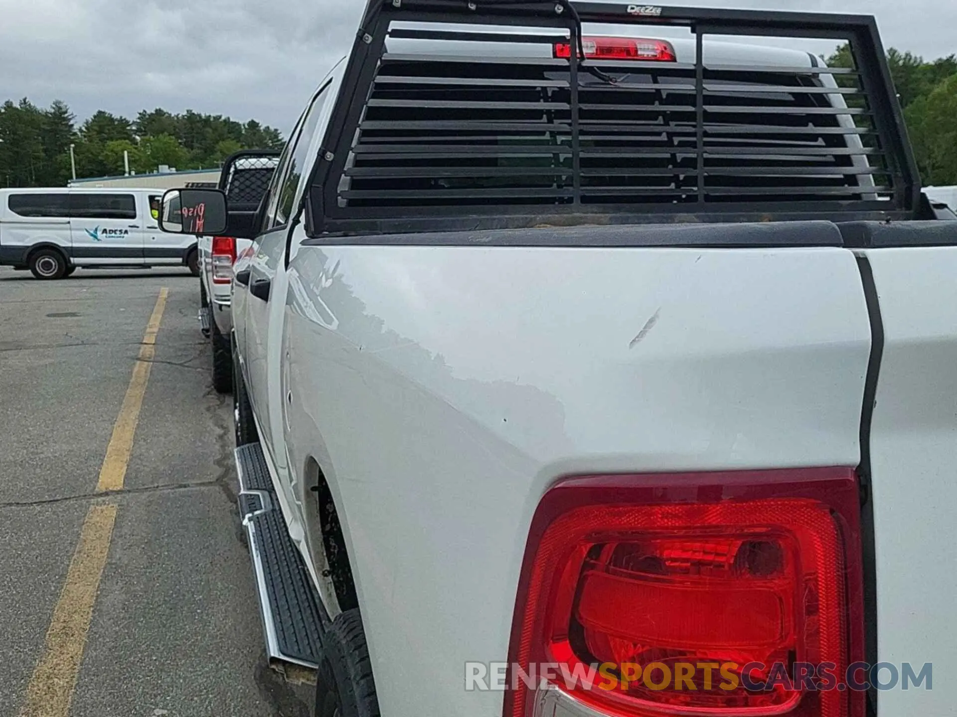 17 Photograph of a damaged car 3C6UR5CL7KG598121 RAM 2500 2019