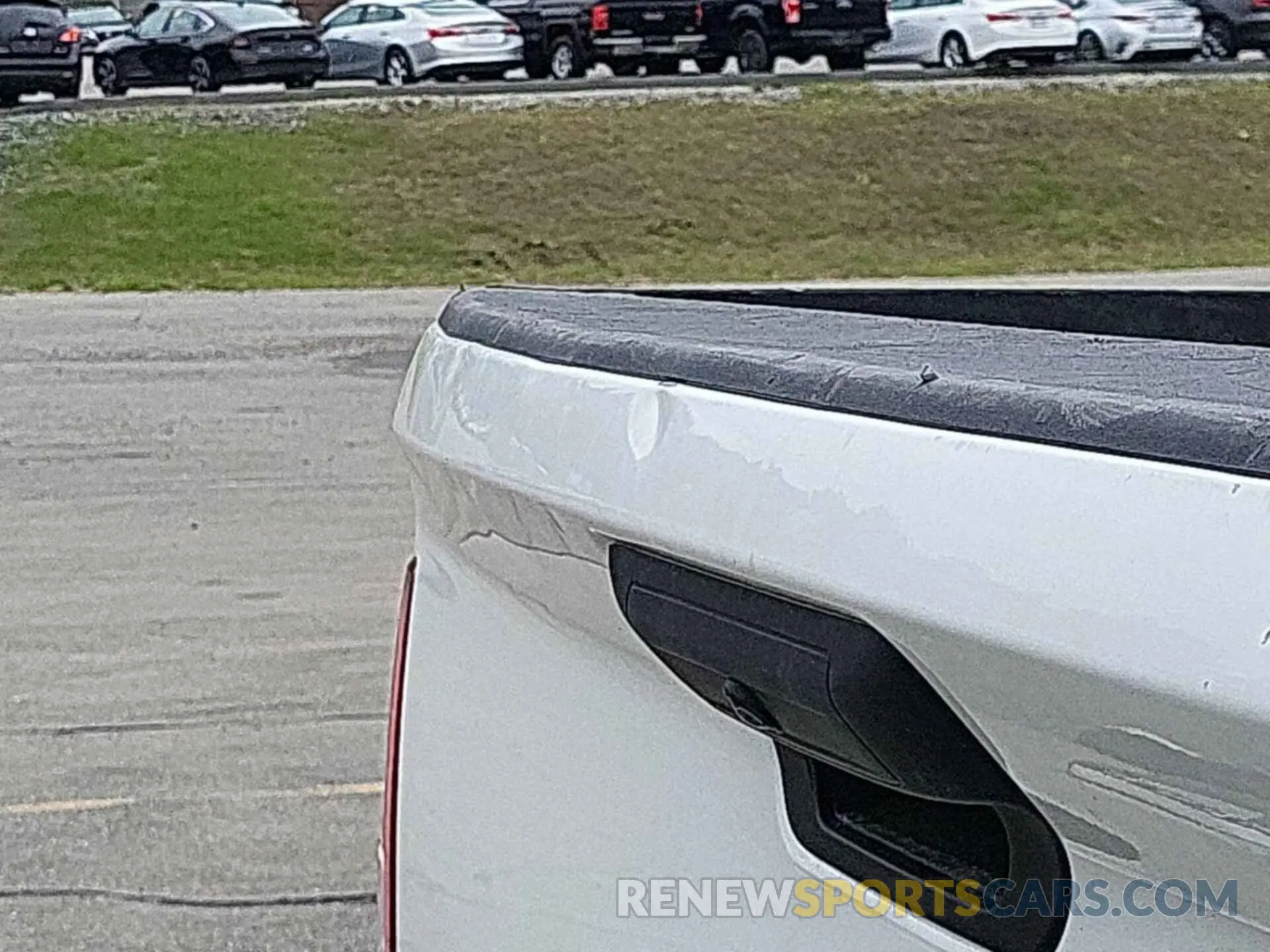 8 Photograph of a damaged car 3C6UR5CL7KG598121 RAM 2500 2019