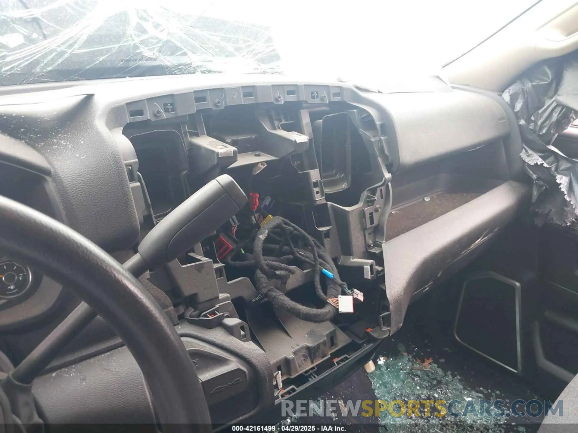 13 Photograph of a damaged car 3C6UR5CL9KG706769 RAM 2500 2019