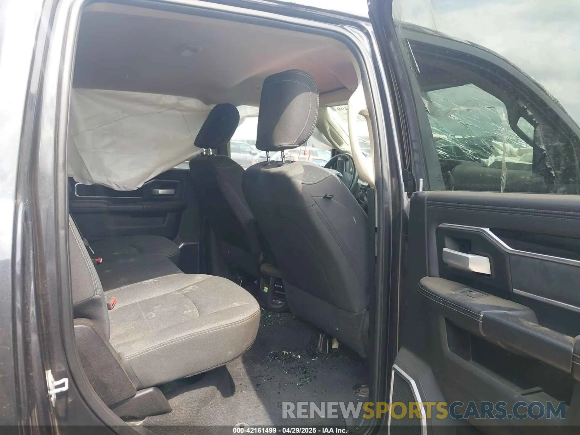 8 Photograph of a damaged car 3C6UR5CL9KG706769 RAM 2500 2019