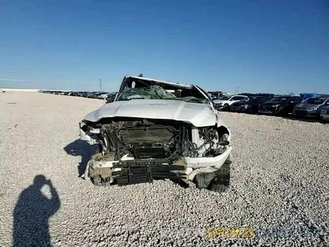 11 Photograph of a damaged car 3C6UR5DJ1KG697868 RAM 2500 2019