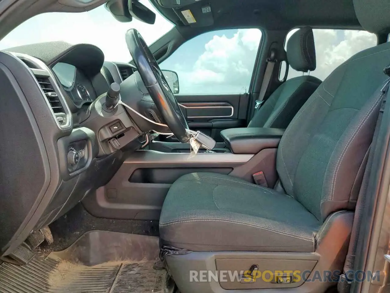 7 Photograph of a damaged car 3C6UR5DJ4KG520621 RAM 2500 2019