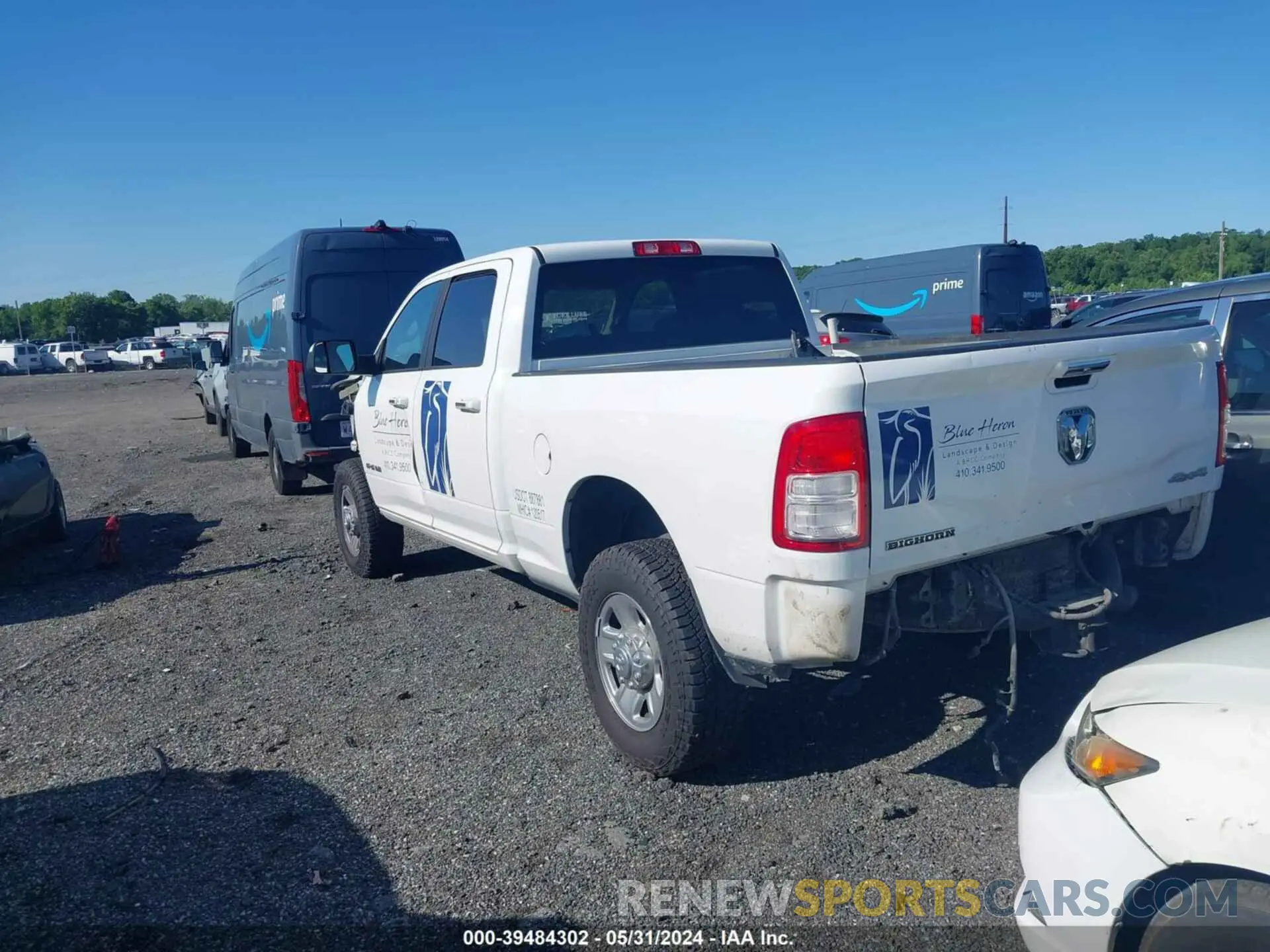 3 Photograph of a damaged car 3C6UR5DL1KG620922 RAM 2500 2019