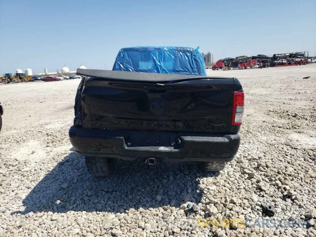 6 Photograph of a damaged car 3C6UR5DL1KG641088 RAM 2500 2019