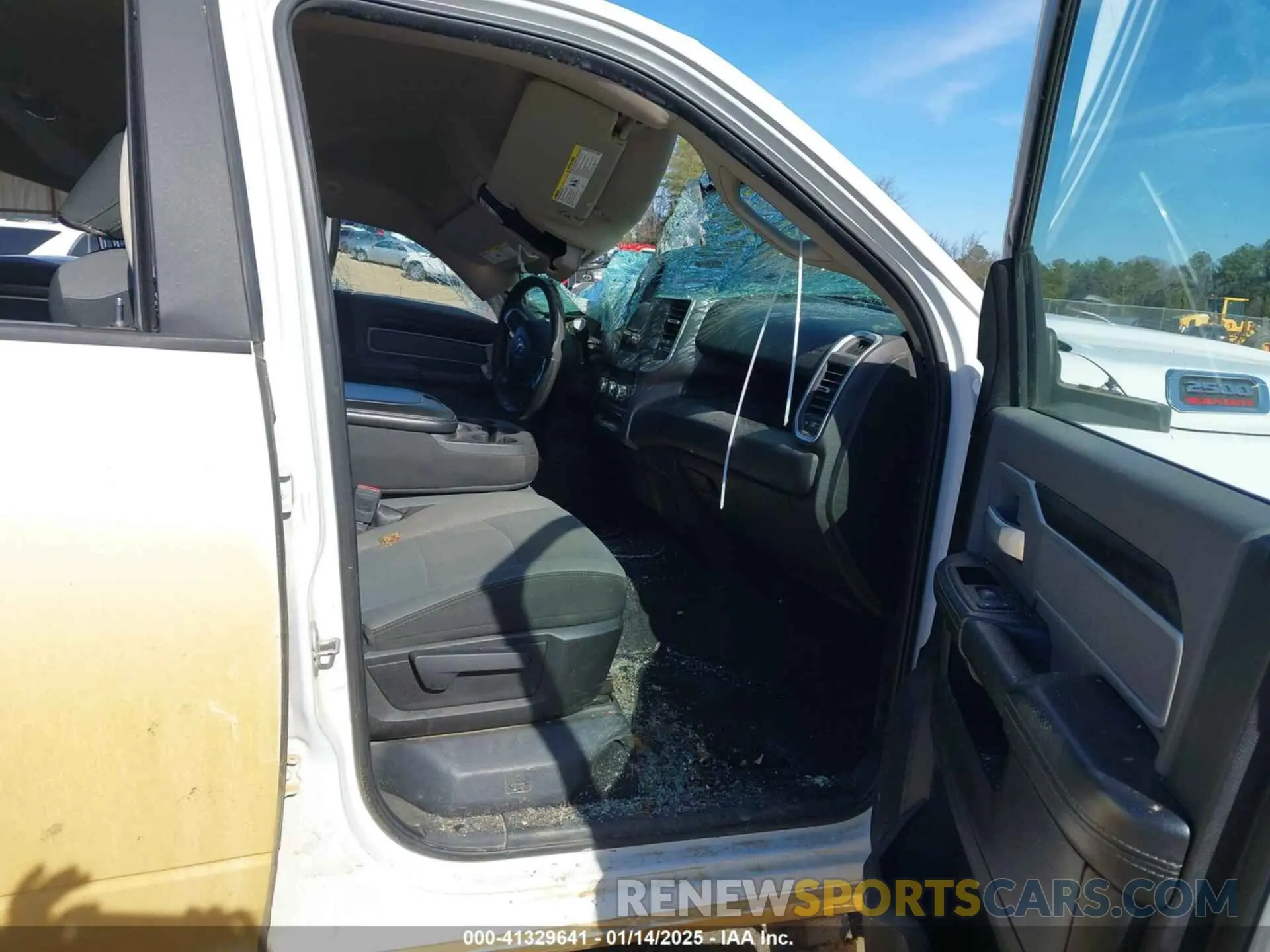 5 Photograph of a damaged car 3C6UR5DL1KG663656 RAM 2500 2019