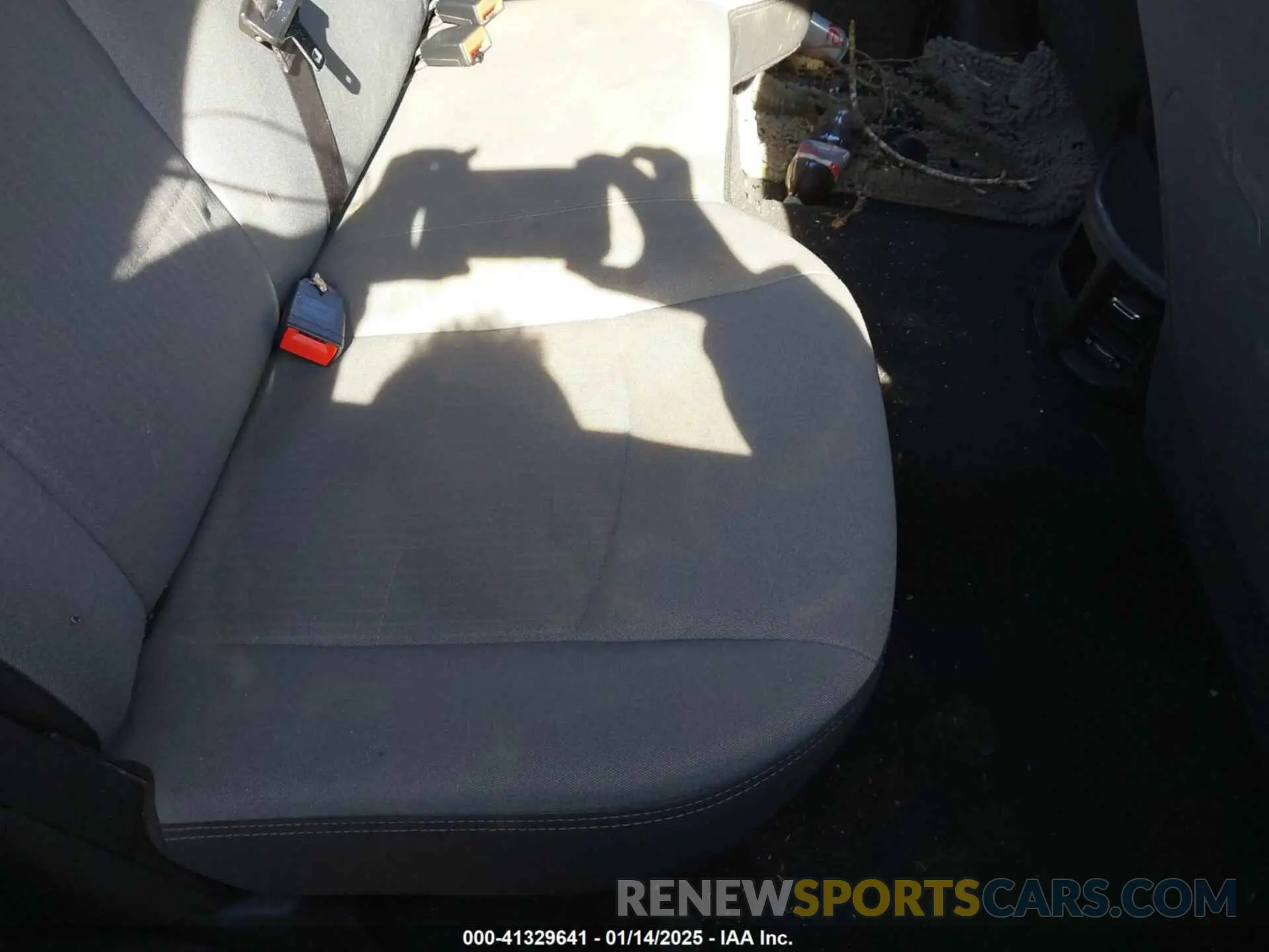 8 Photograph of a damaged car 3C6UR5DL1KG663656 RAM 2500 2019