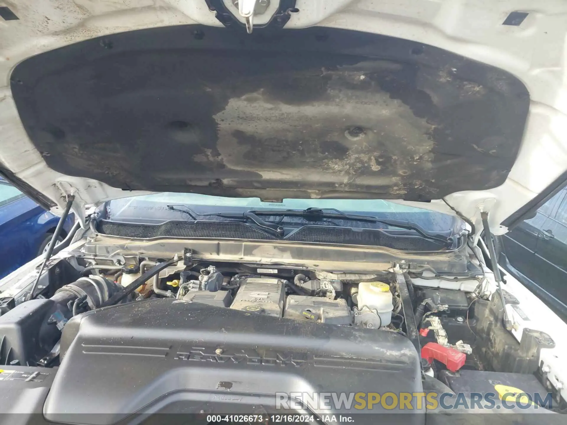 10 Photograph of a damaged car 3C6UR5DL2KG544594 RAM 2500 2019
