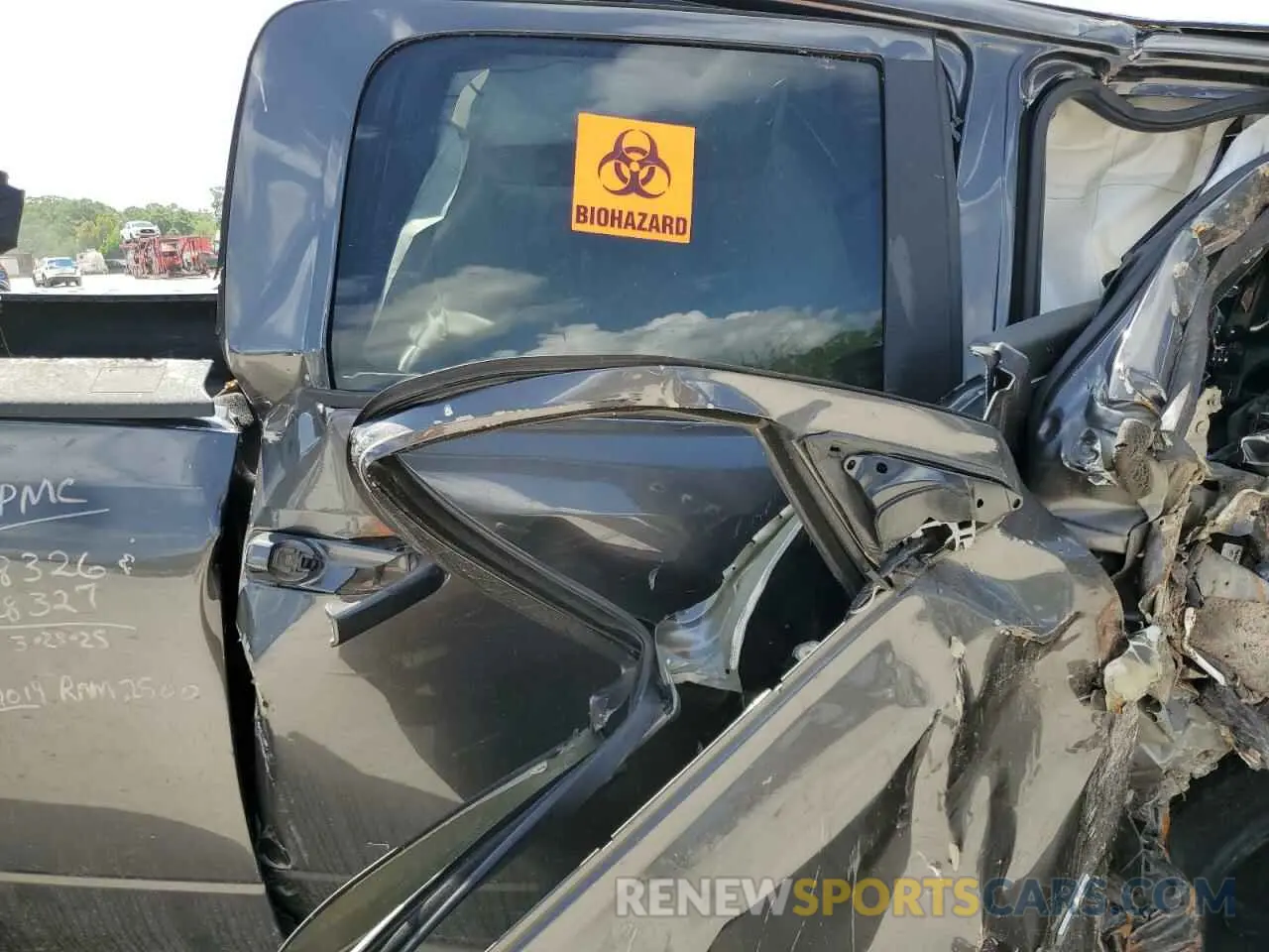 10 Photograph of a damaged car 3C6UR5DL3KG559671 RAM 2500 2019