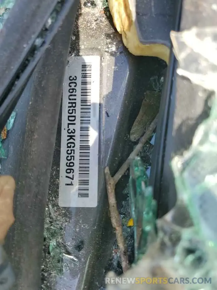 14 Photograph of a damaged car 3C6UR5DL3KG559671 RAM 2500 2019