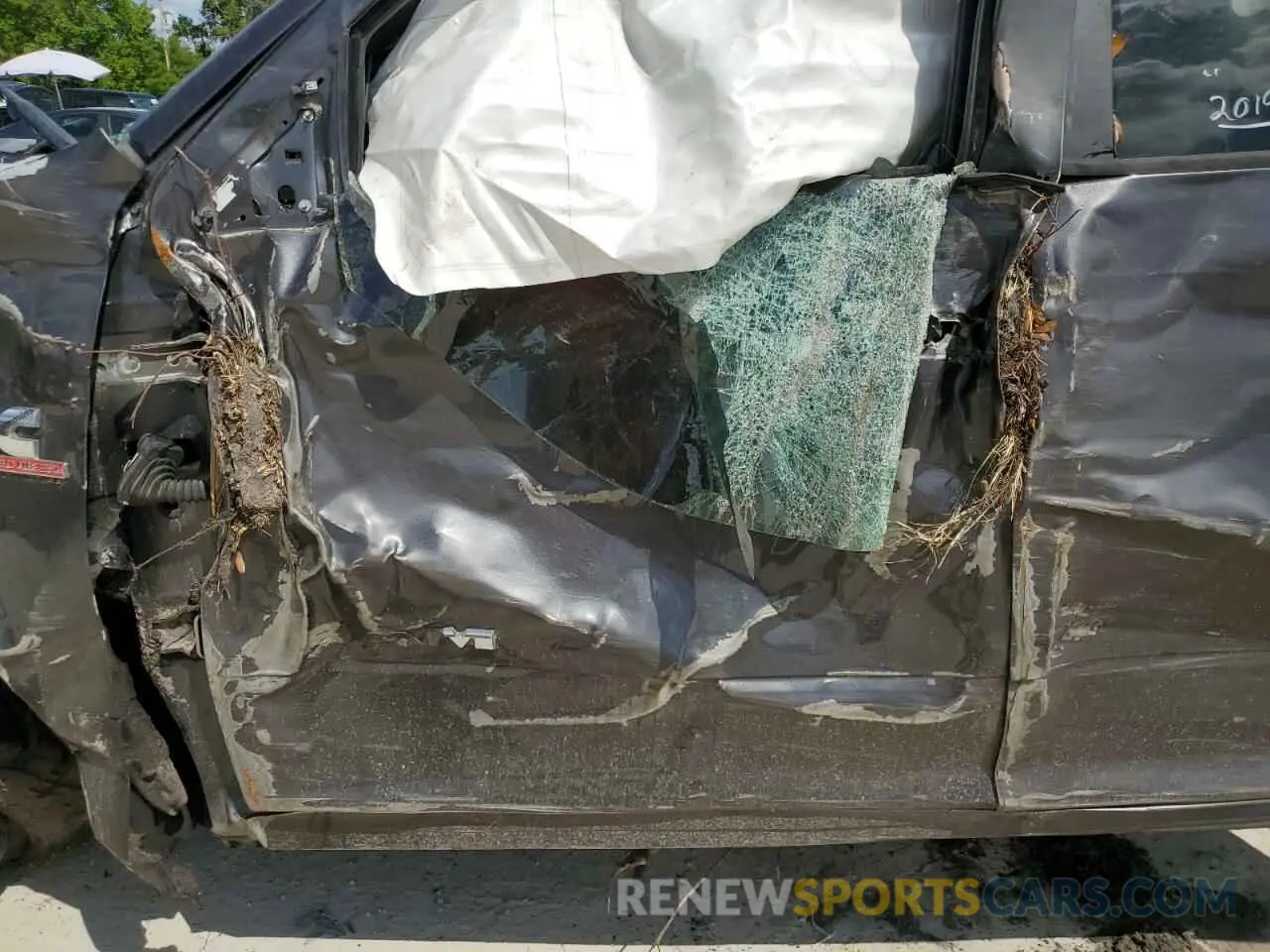 7 Photograph of a damaged car 3C6UR5DL3KG559671 RAM 2500 2019
