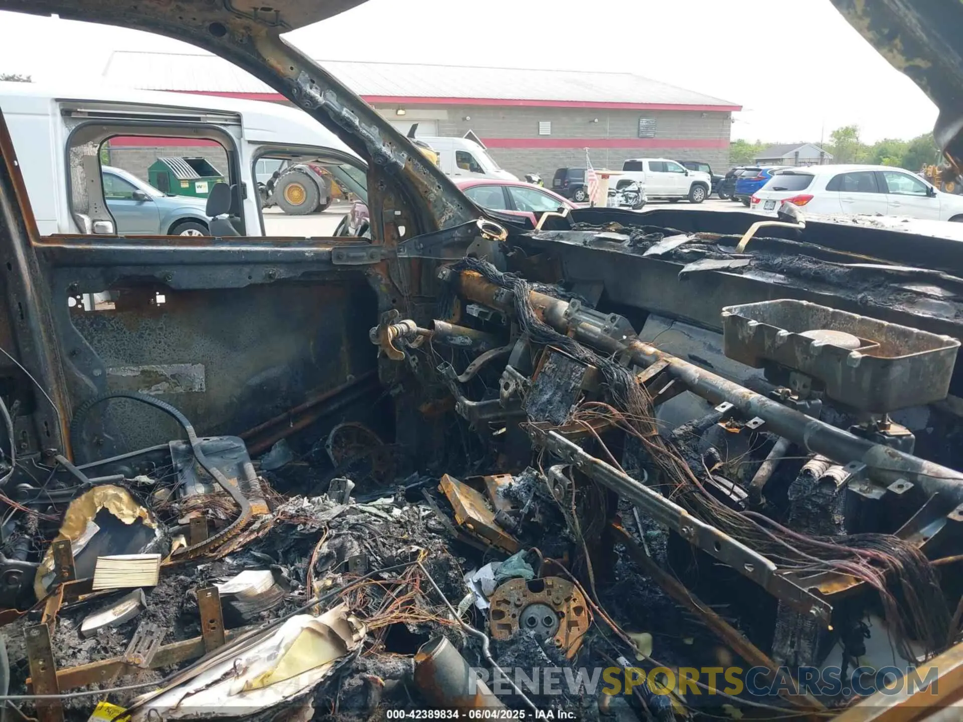 5 Photograph of a damaged car 3C6UR5DL3KG714509 RAM 2500 2019
