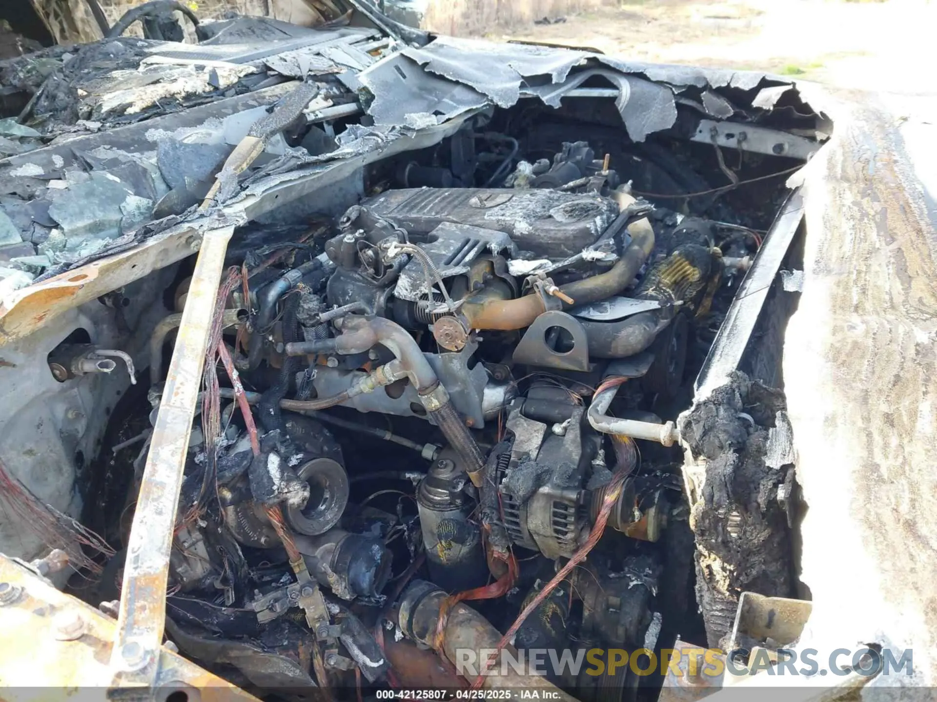 10 Photograph of a damaged car 3C6UR5DL7KG634419 RAM 2500 2019