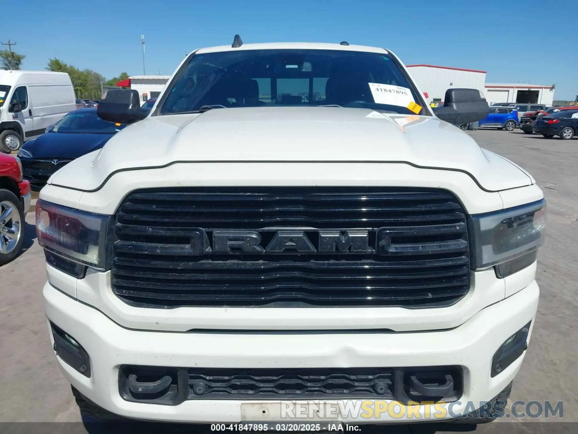 13 Photograph of a damaged car 3C6UR5FJ0KG684641 RAM 2500 2019