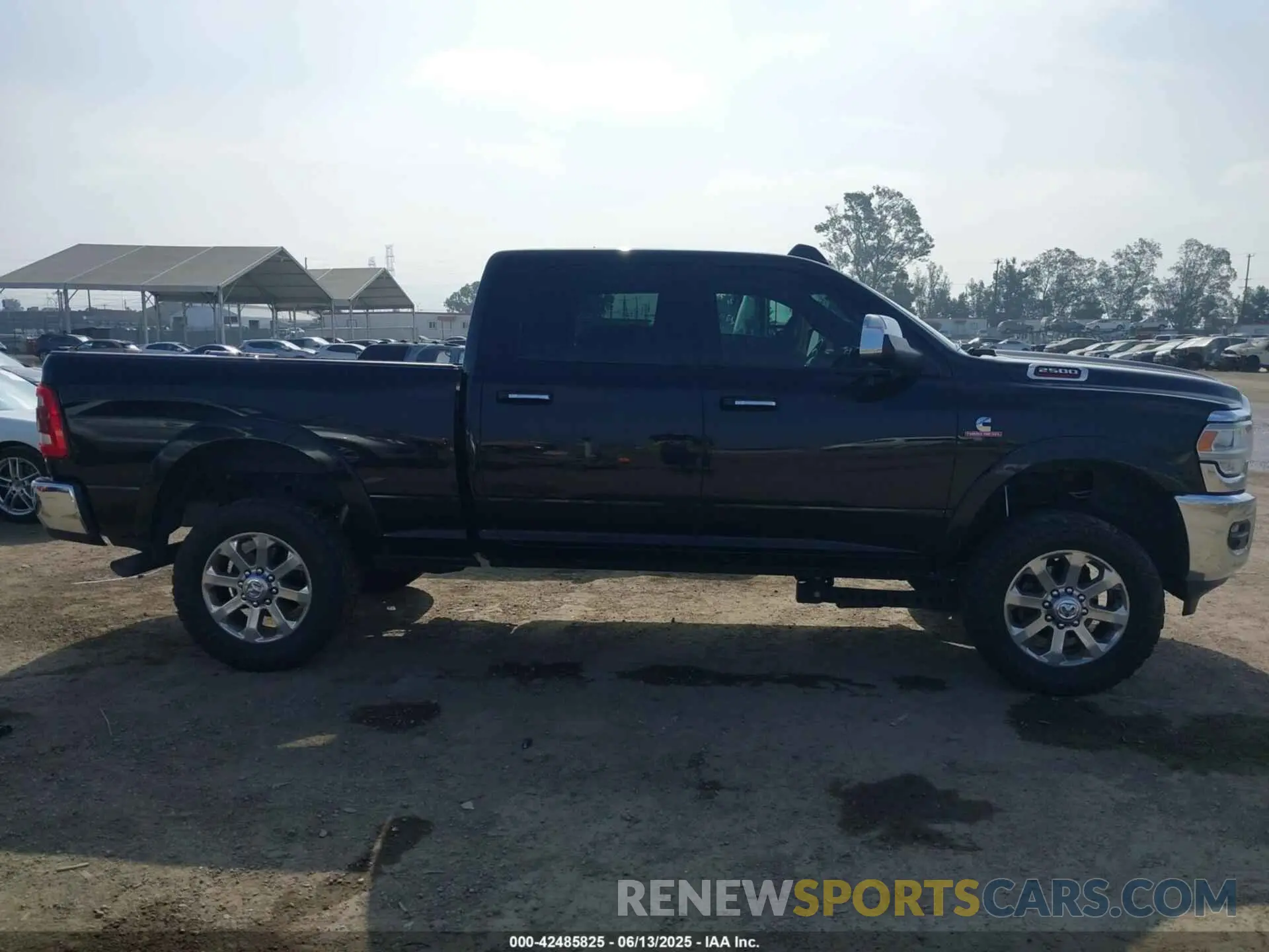 13 Photograph of a damaged car 3C6UR5FL0KG613778 RAM 2500 2019