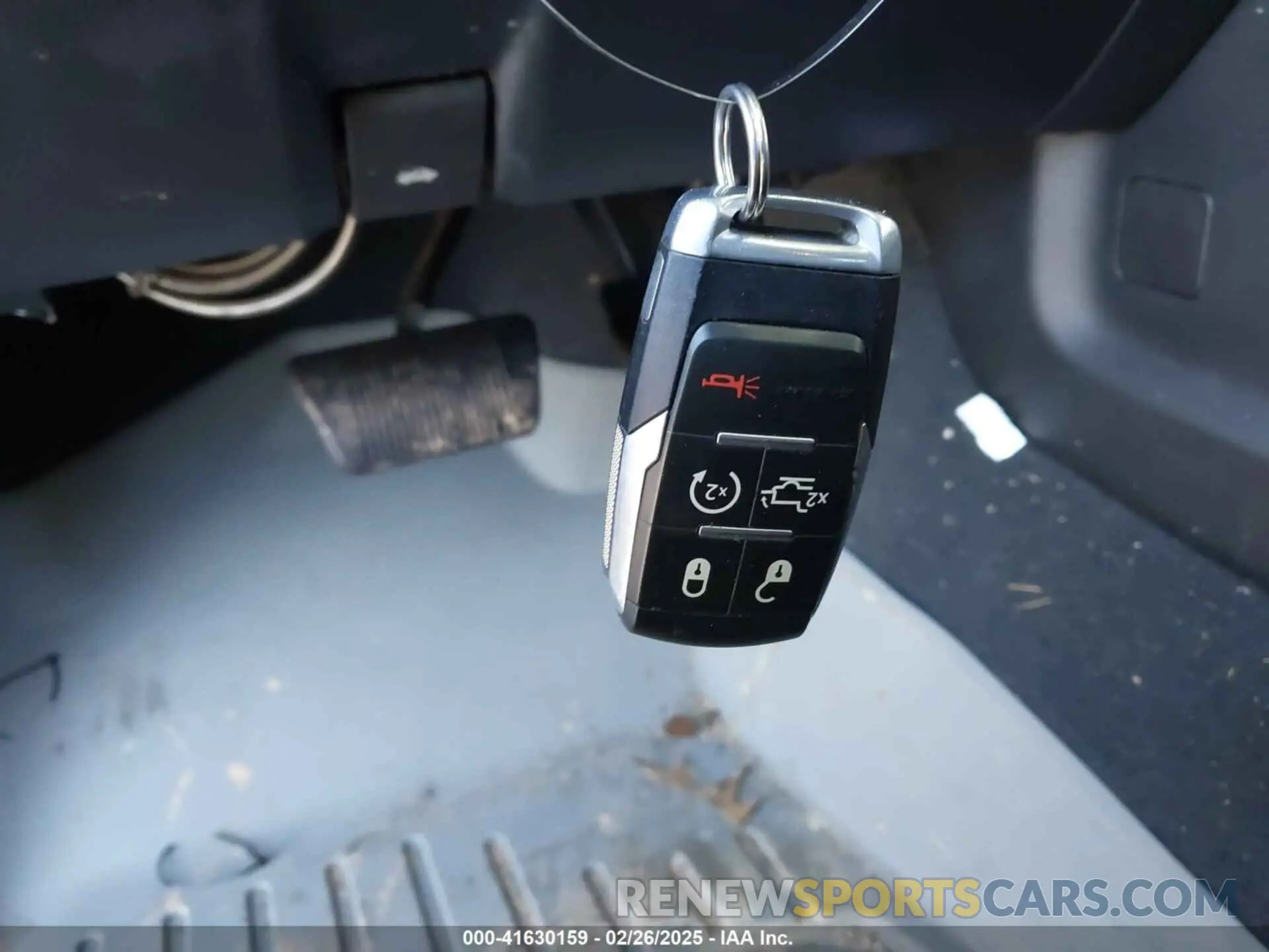 11 Photograph of a damaged car 3C6UR5FL0KG714111 RAM 2500 2019