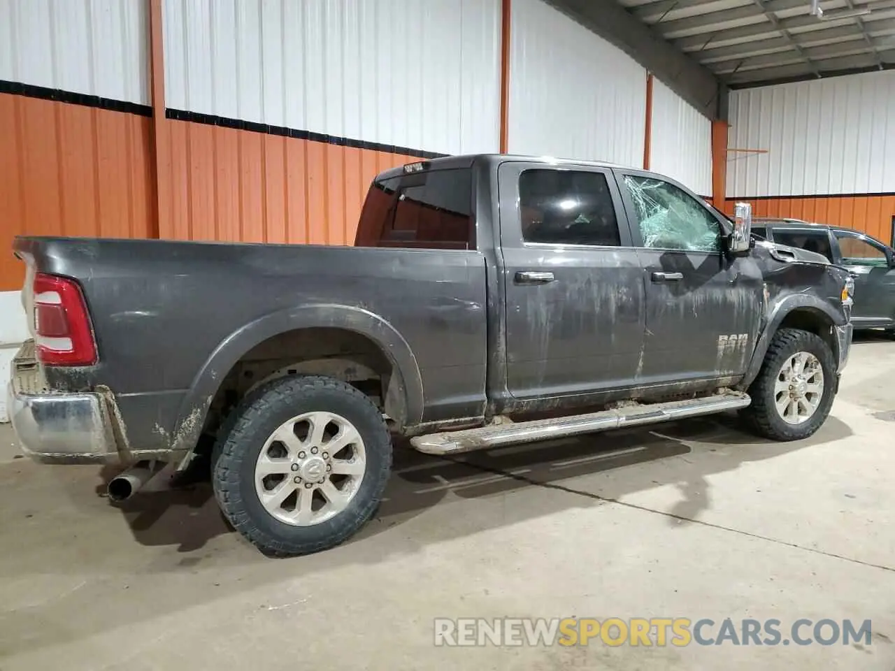 3 Photograph of a damaged car 3C6UR5FL1KG550867 RAM 2500 2019